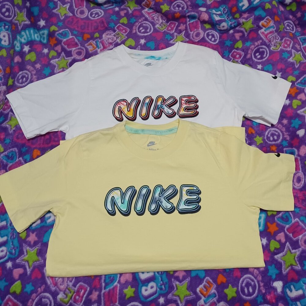 Kid's  Bundle Nike Tees Size Med